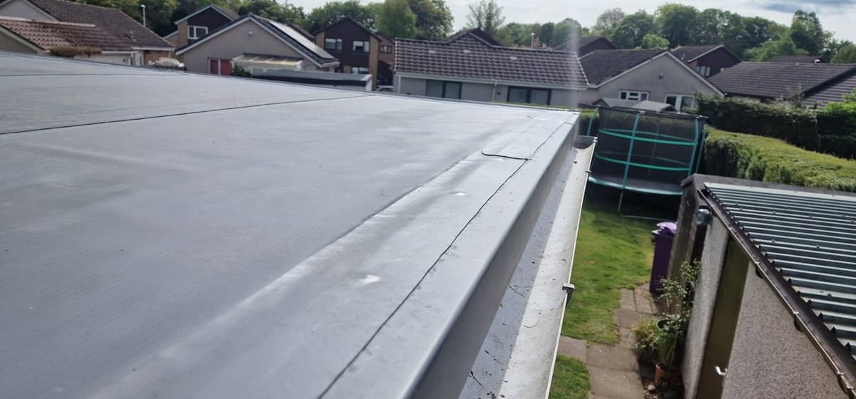 Modern single ply flat roof installation